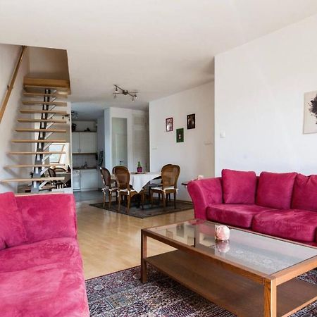 Penthouse -By The Danube Apartamento Budapeste Exterior foto